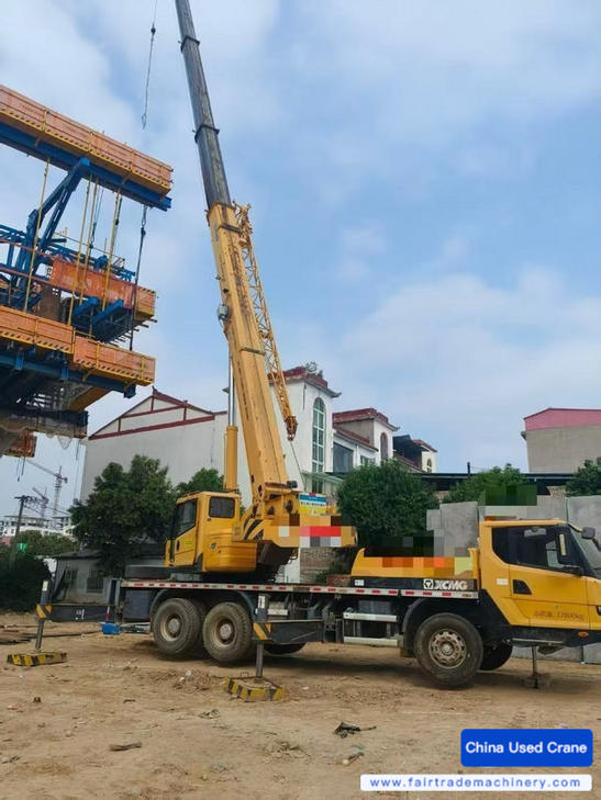 Buy XCMG QY25K5C Used Crane / 1